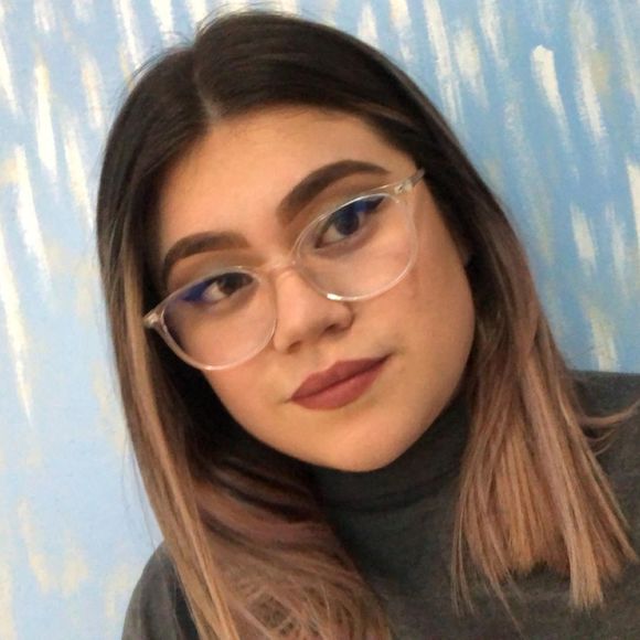 Meet your Posher, Lisamarie - Picture 1 of 1